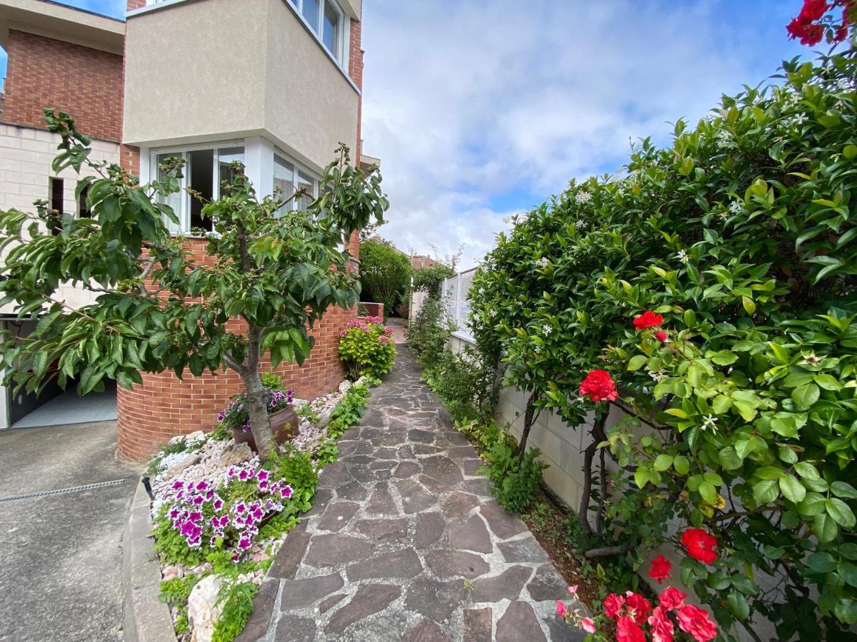 Baranain Casa Chalet Jardin Particular Ideal Grupos Y Familias מראה חיצוני תמונה